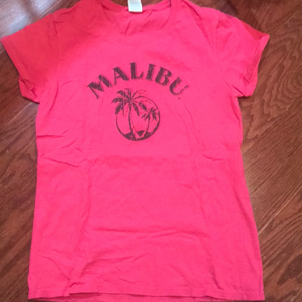 Malibu t shirt